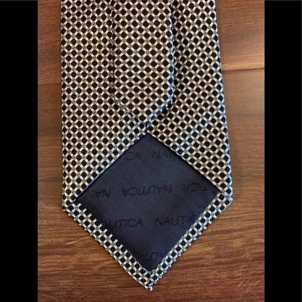 NAUTICA Silk Geometric Pattern Necktie